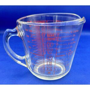 Pyrex 4-Cup D handle 532 glass measuring cup 1-quart USA red lettering FLAW